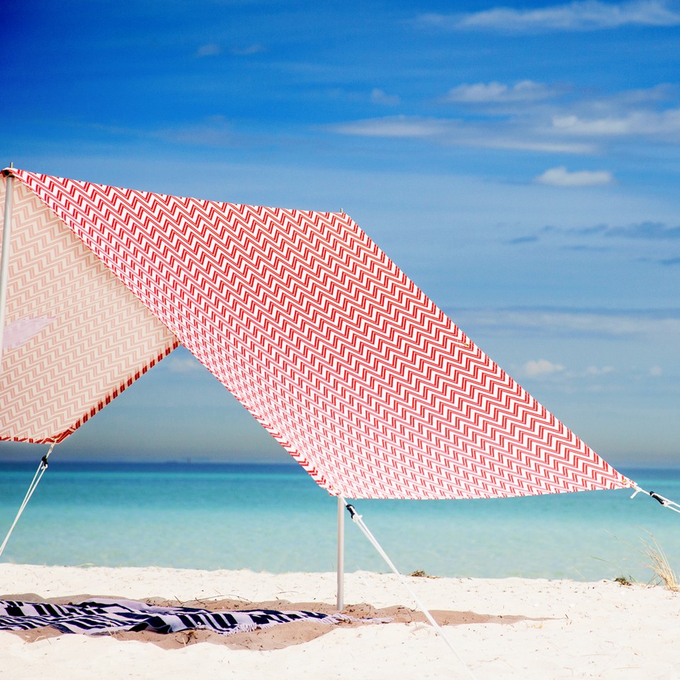 Bondi Beach Tent Designed in Australia for beach lovers world wide